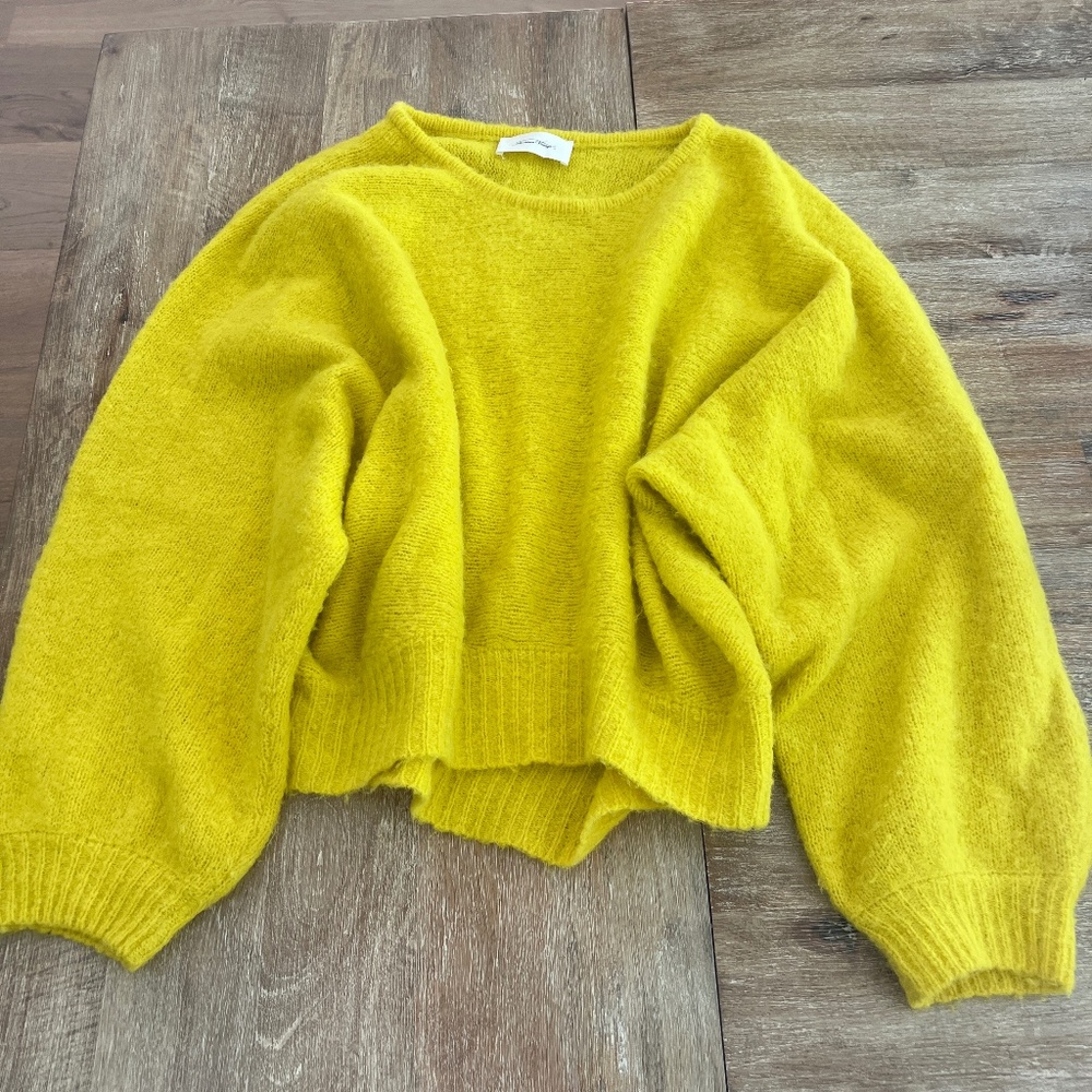 American Vintage Yellow Cropped Balloon Sleeve Sweater